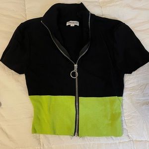 Revolve black cropped short sleeve shirt